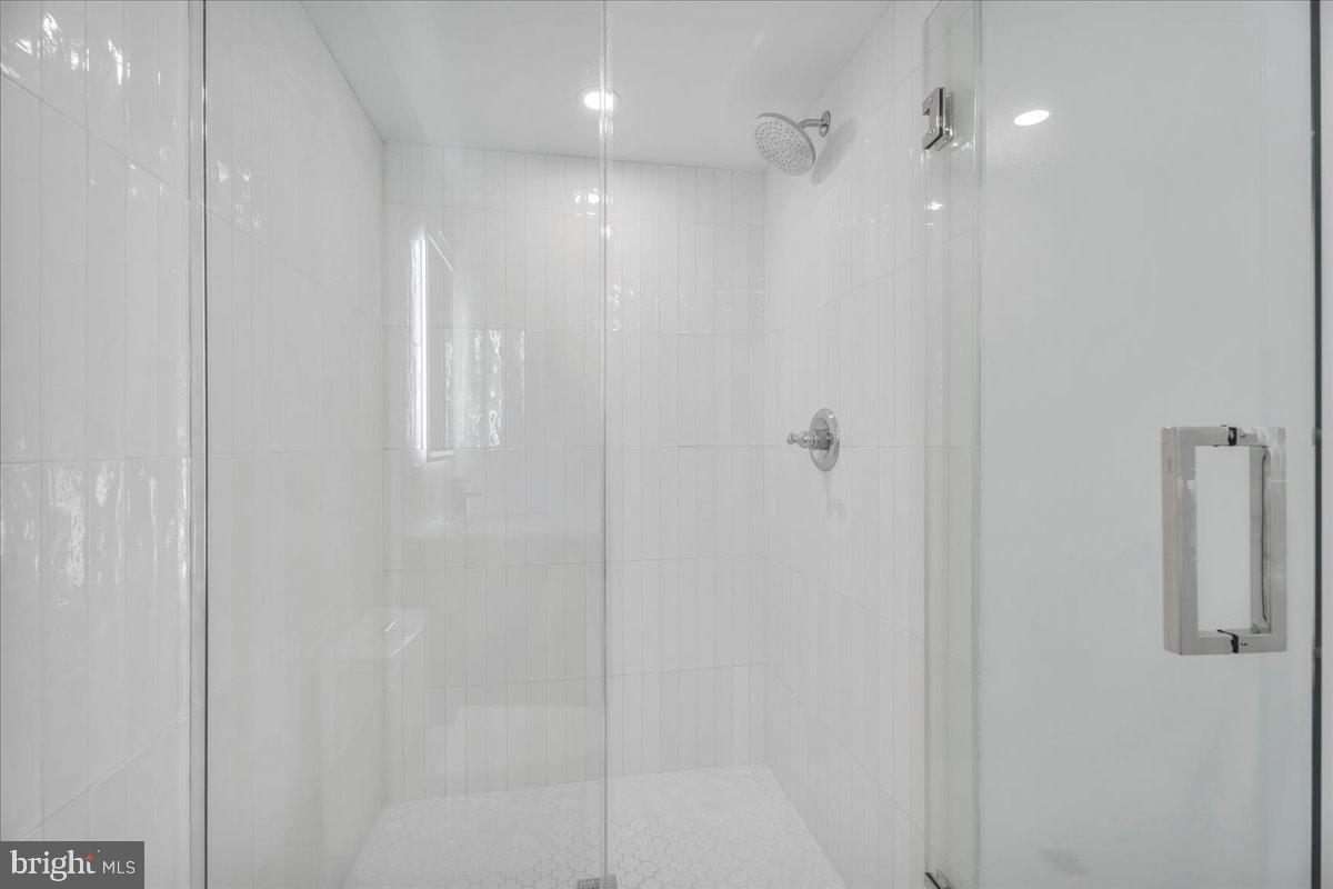 1146 N GALLOWAY STREET