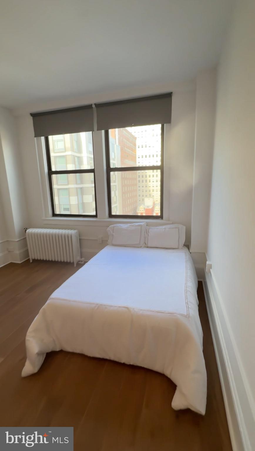 1324 LOCUST STREET 00 1209