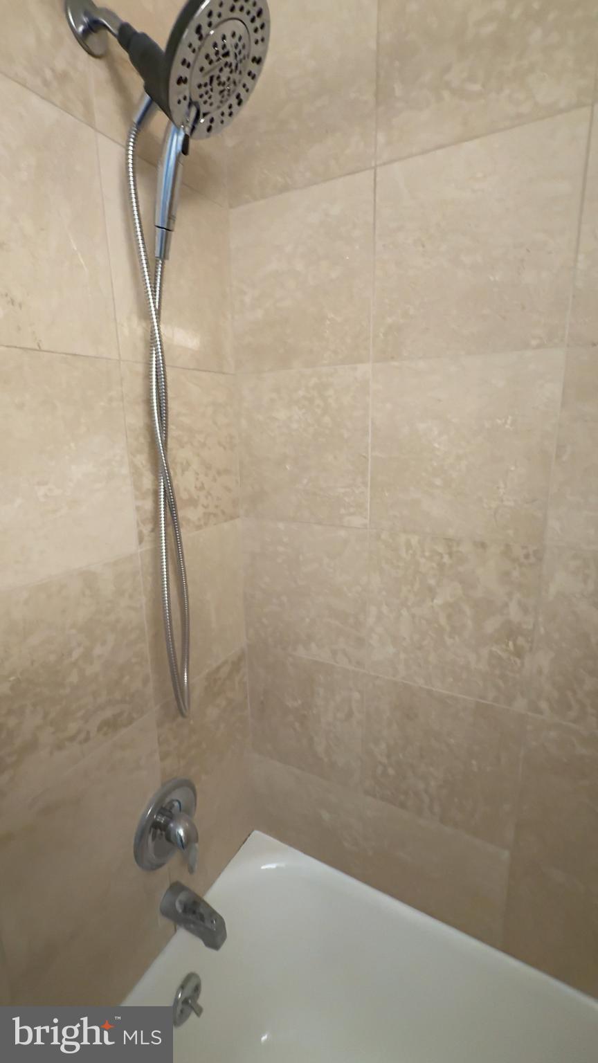 1324 LOCUST STREET 00 1209