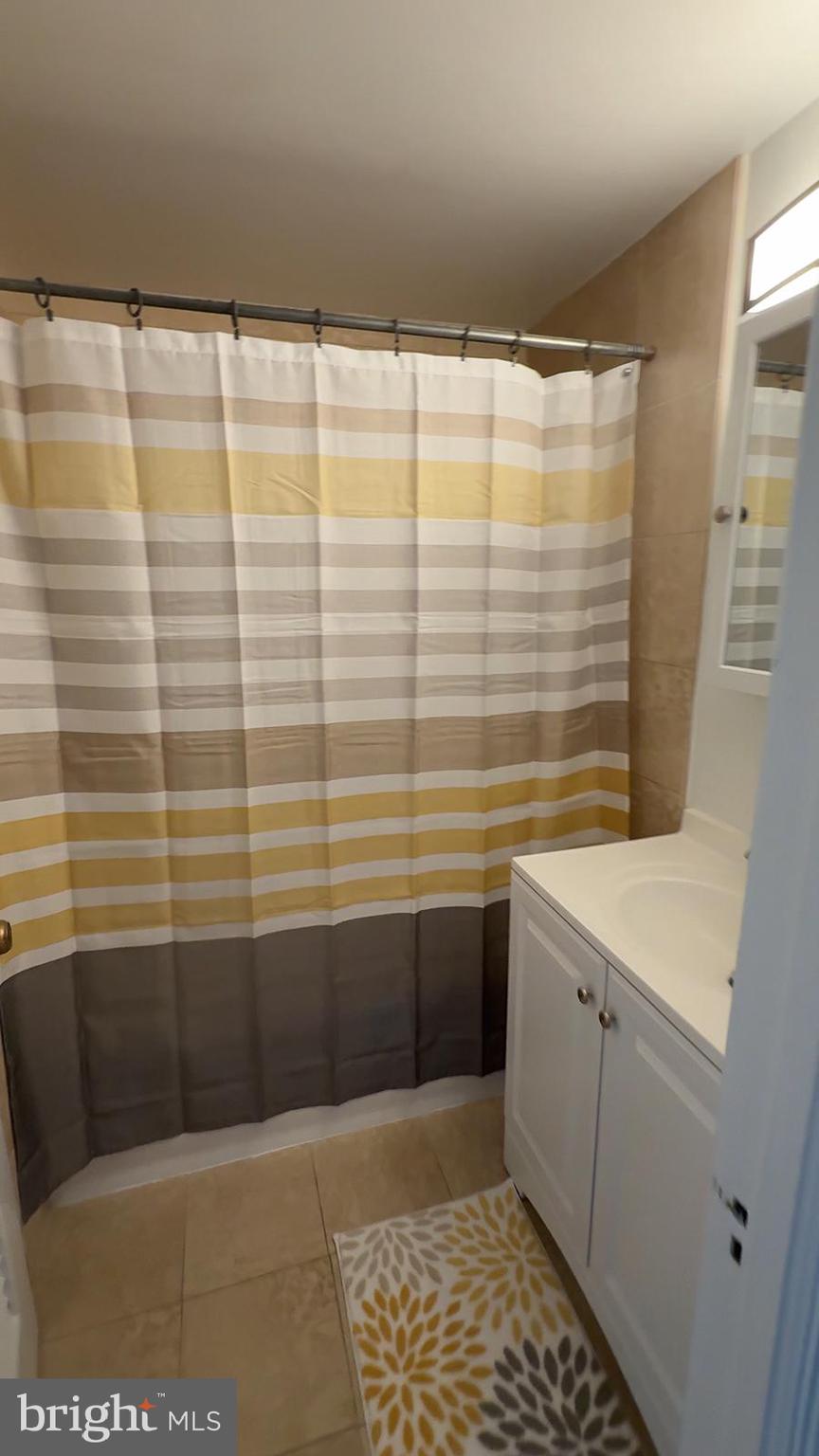 1324 LOCUST STREET 00 1209