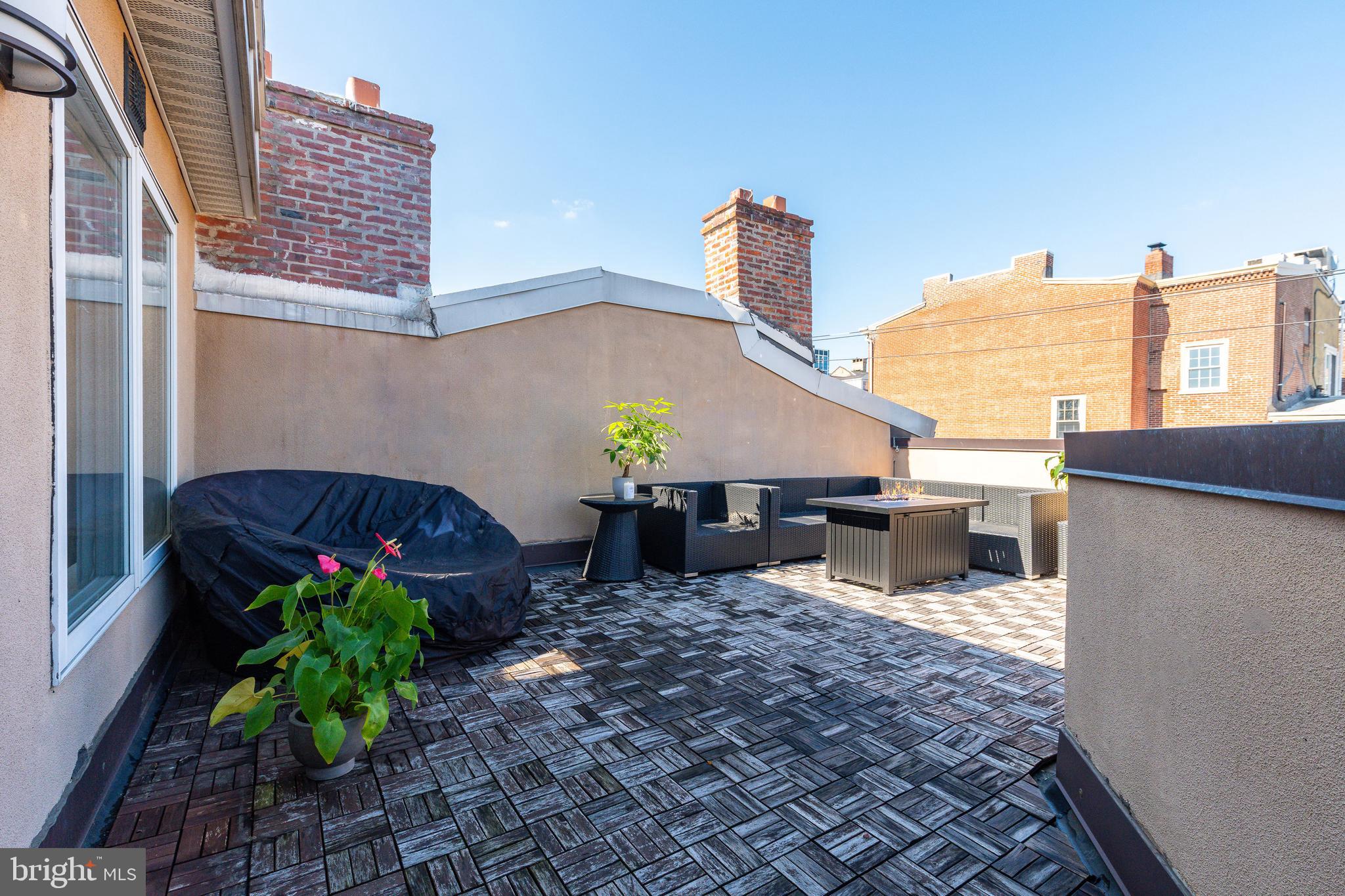 838 LOMBARD STREET 40
