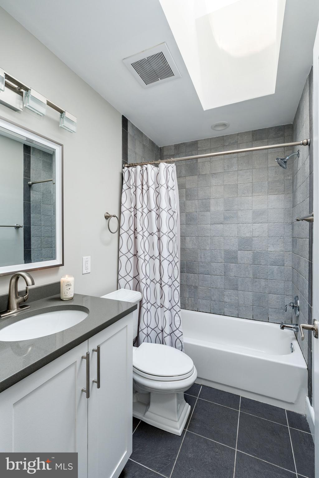 838 LOMBARD STREET 40