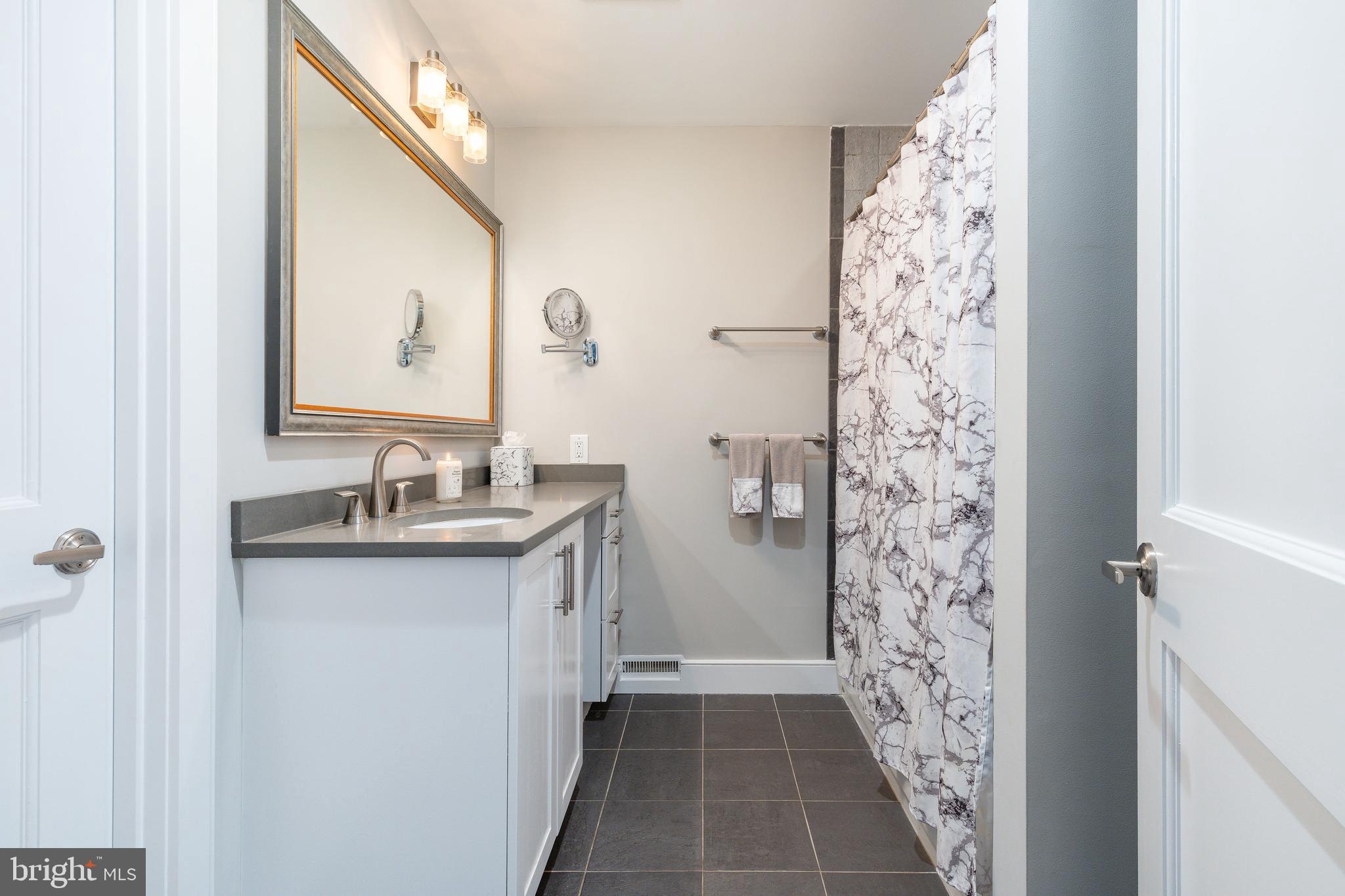 838 LOMBARD STREET 40