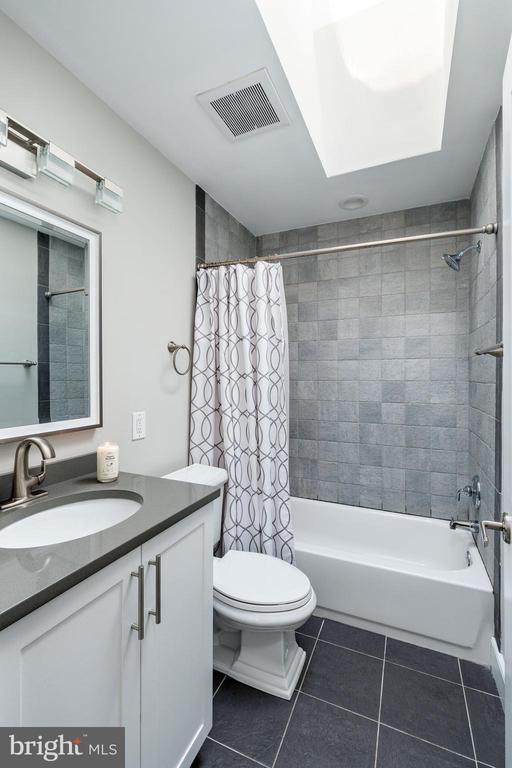 838 LOMBARD STREET 40