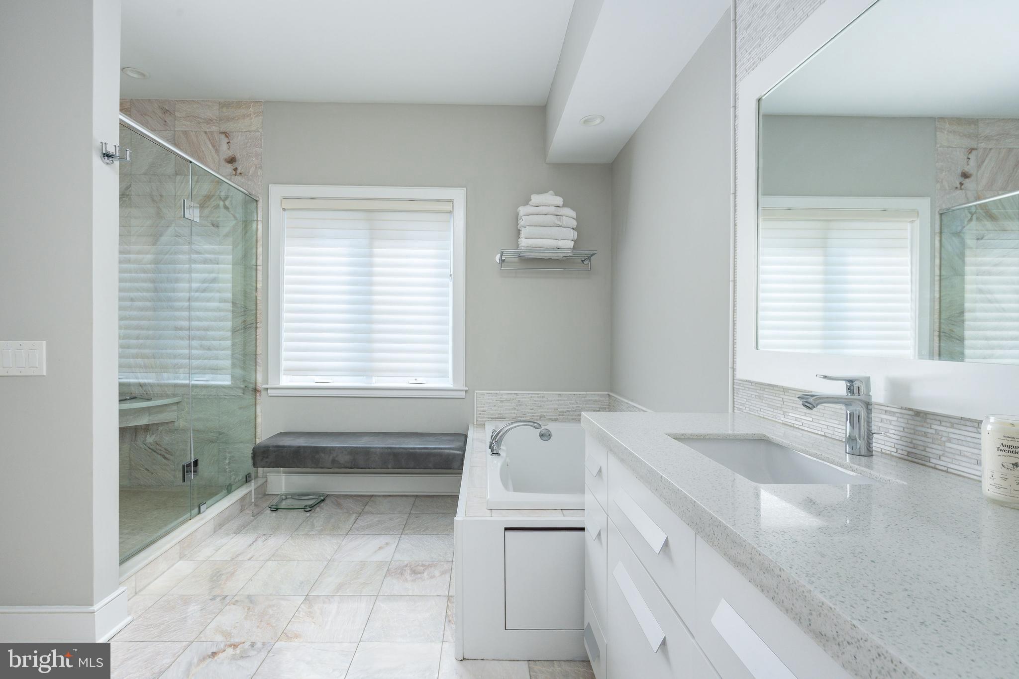 838 LOMBARD STREET 40