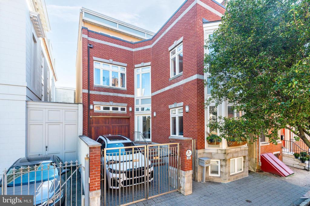 838 LOMBARD STREET 40
