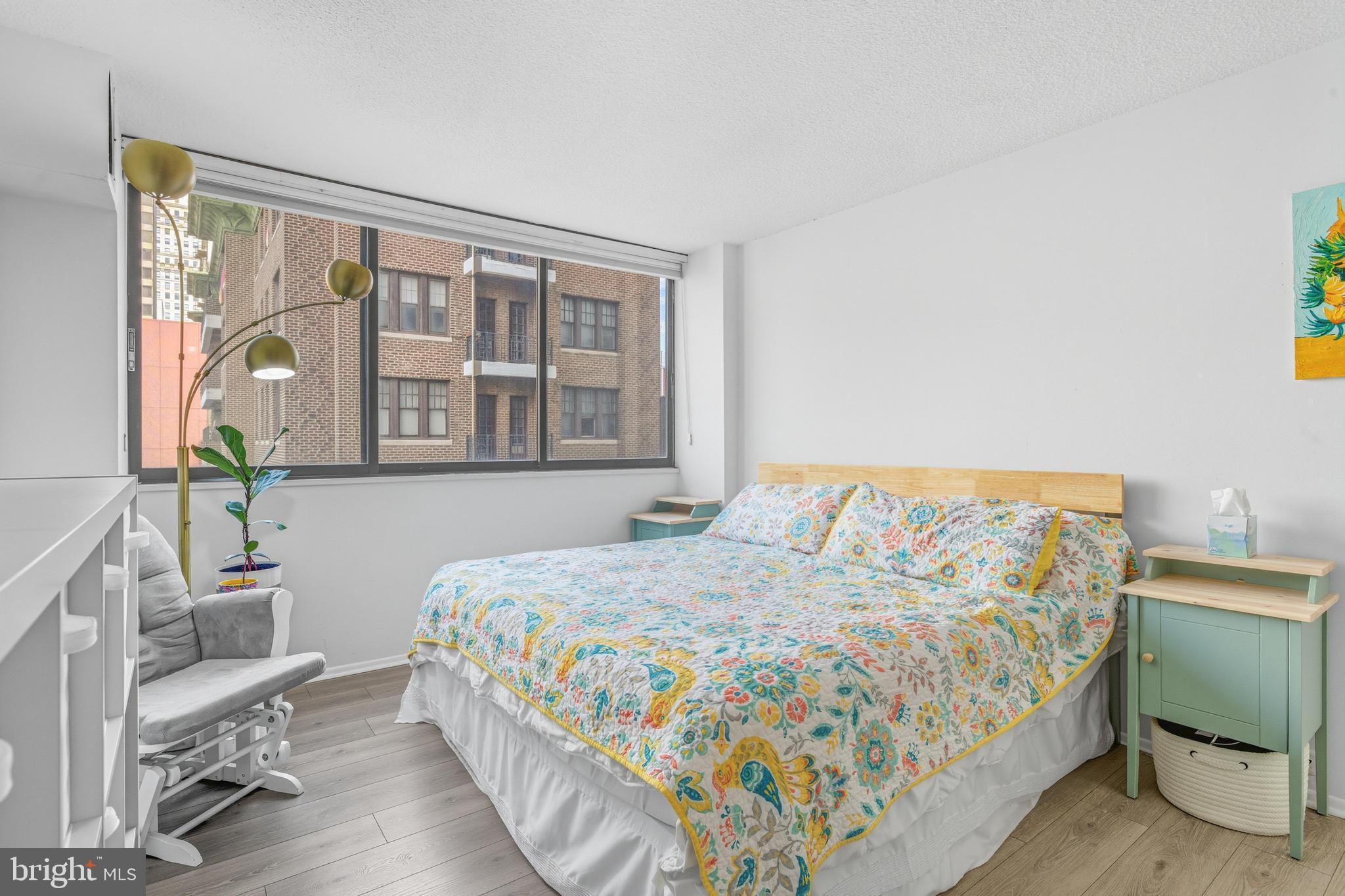 1326 SPRUCE STREET 42 805