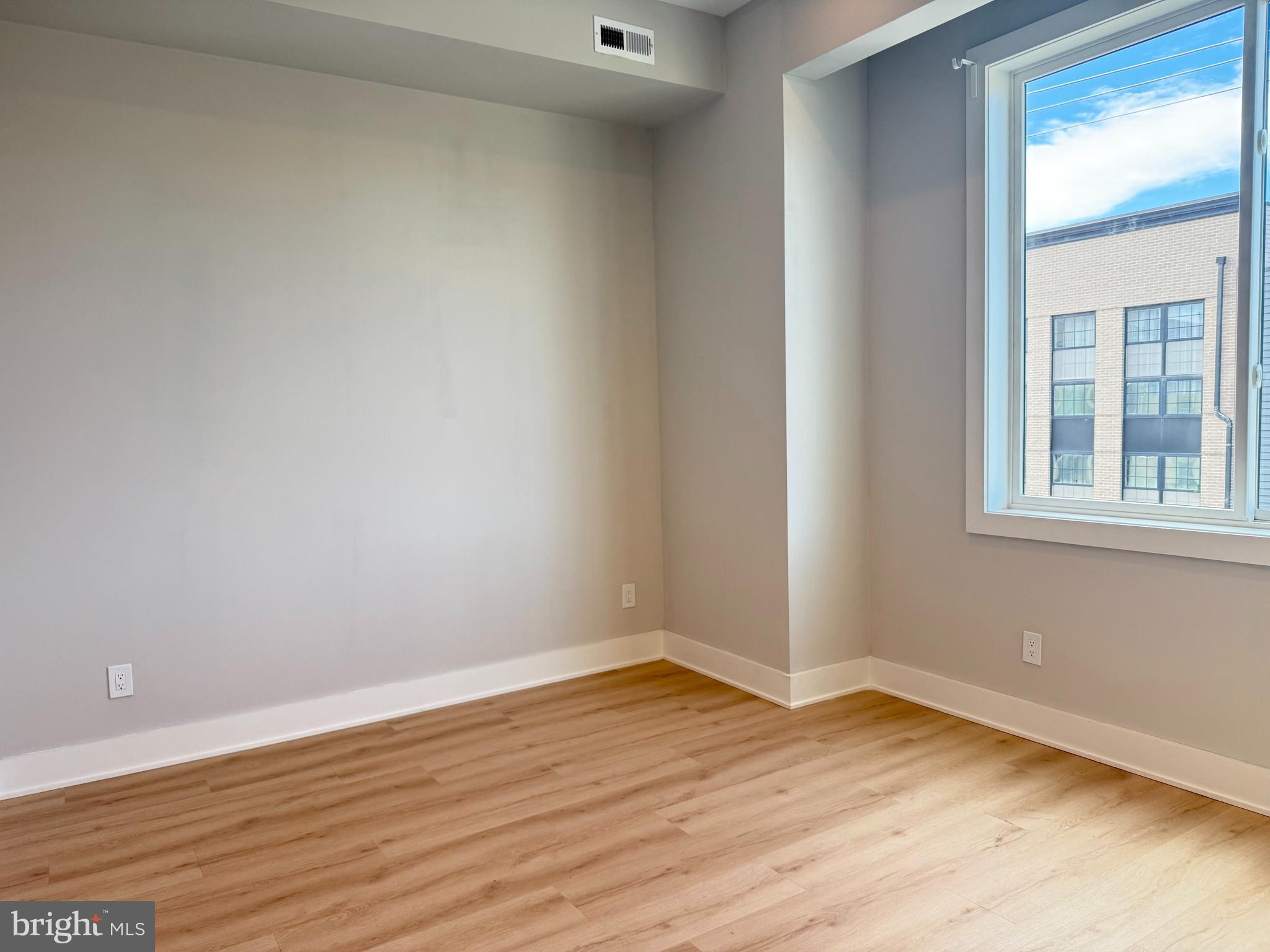 2421 FRANKFORD AVENUE 3