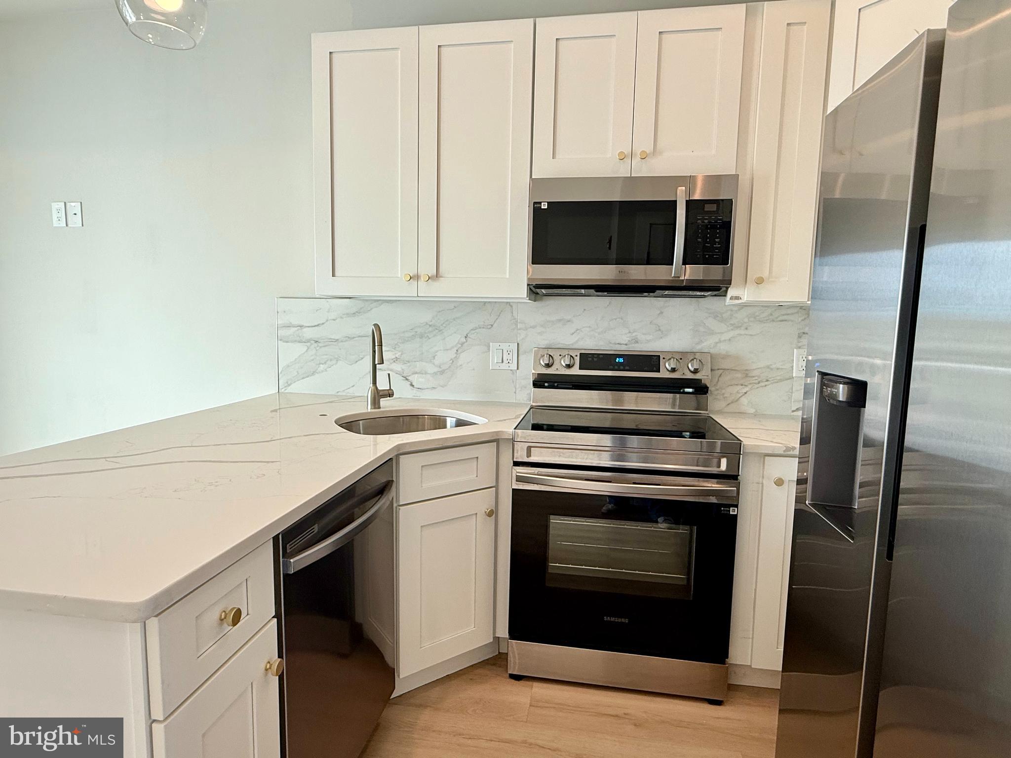 2421 FRANKFORD AVENUE 3