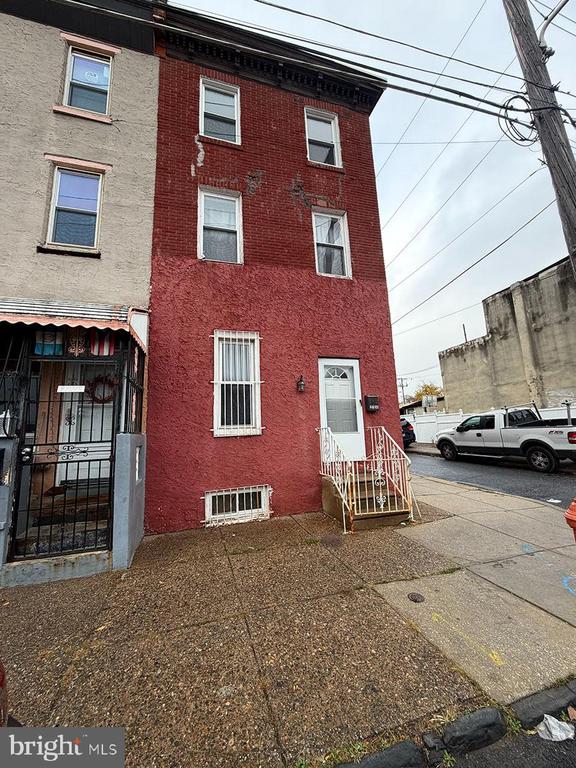 2736 A STREET