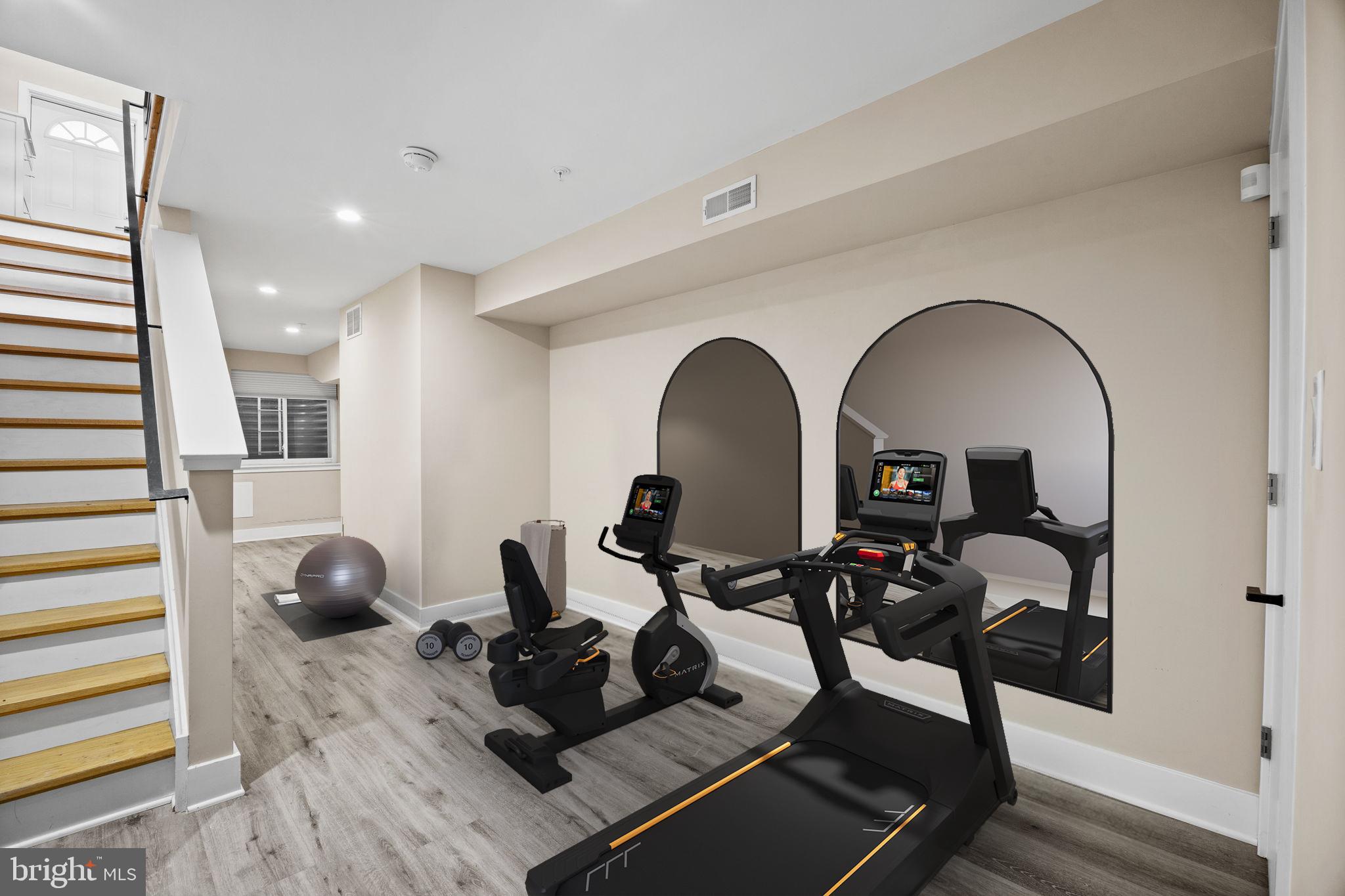 2643 ELLSWORTH STREET