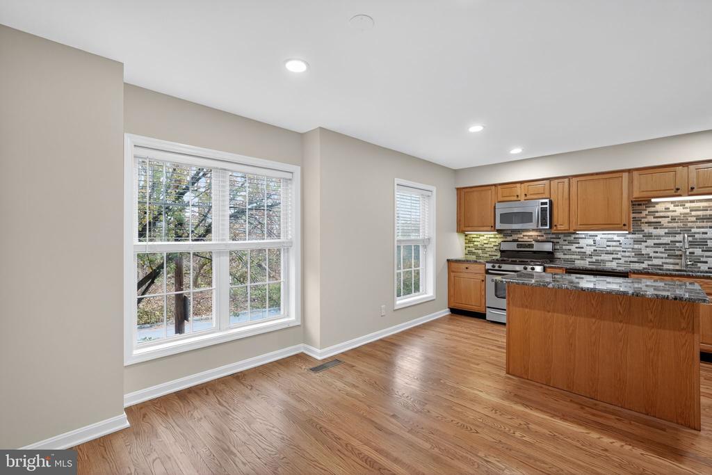 100 PARKER AVENUE Unit: 38