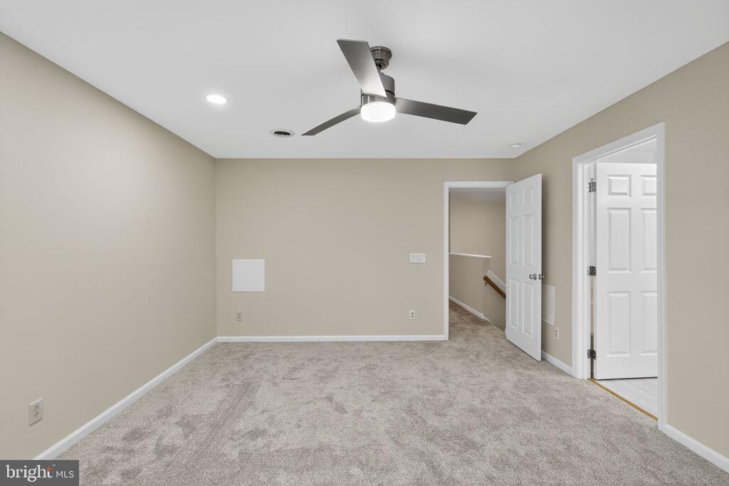 100 PARKER AVENUE Unit: 38