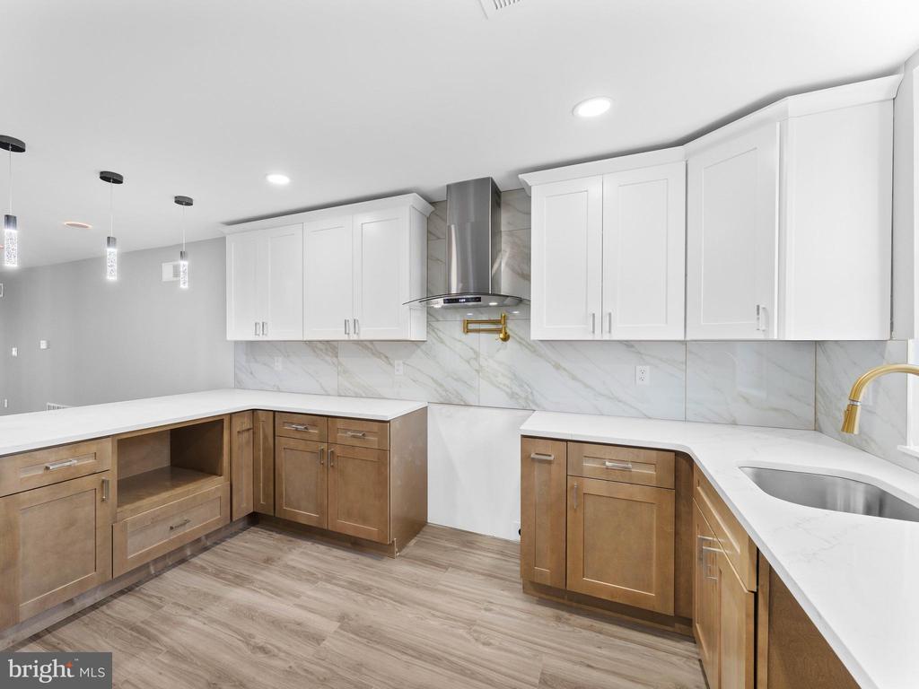 1130 S 54TH STREET