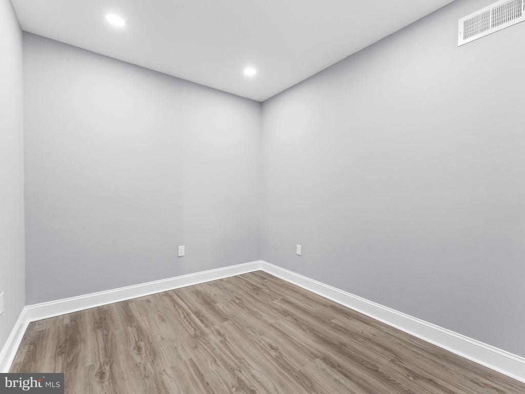 1130 S 54TH STREET