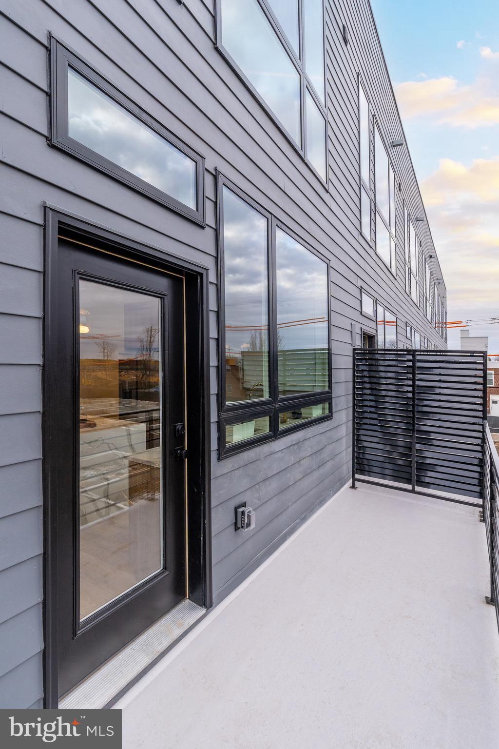 2201 E SOMERSET STREET A 22