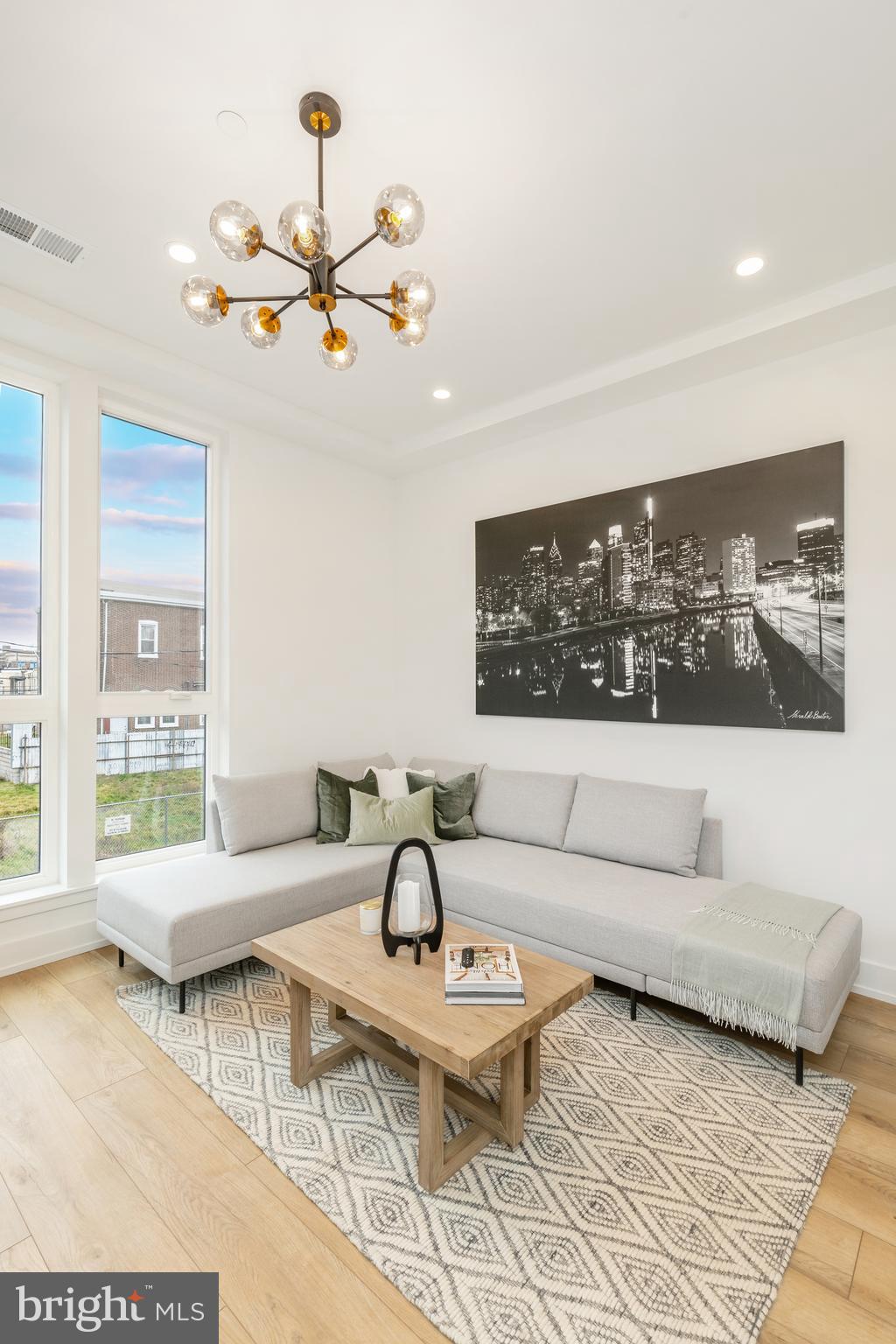 2201 E SOMERSET STREET A 22