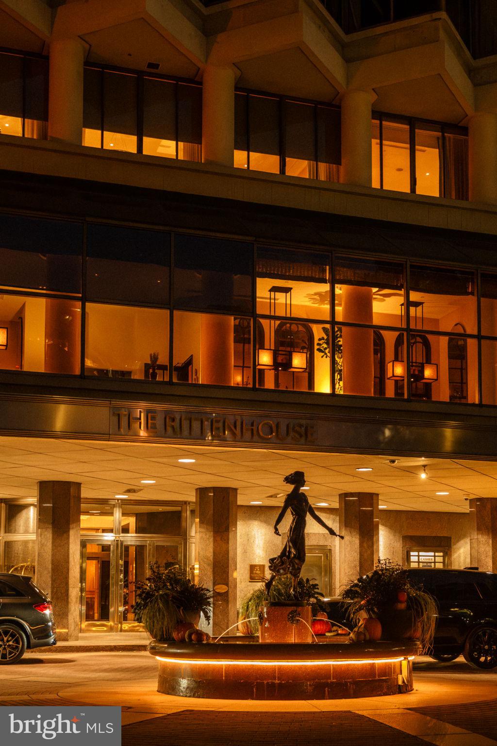 202 W RITTENHOUSE SQUARE 10 2106-2107