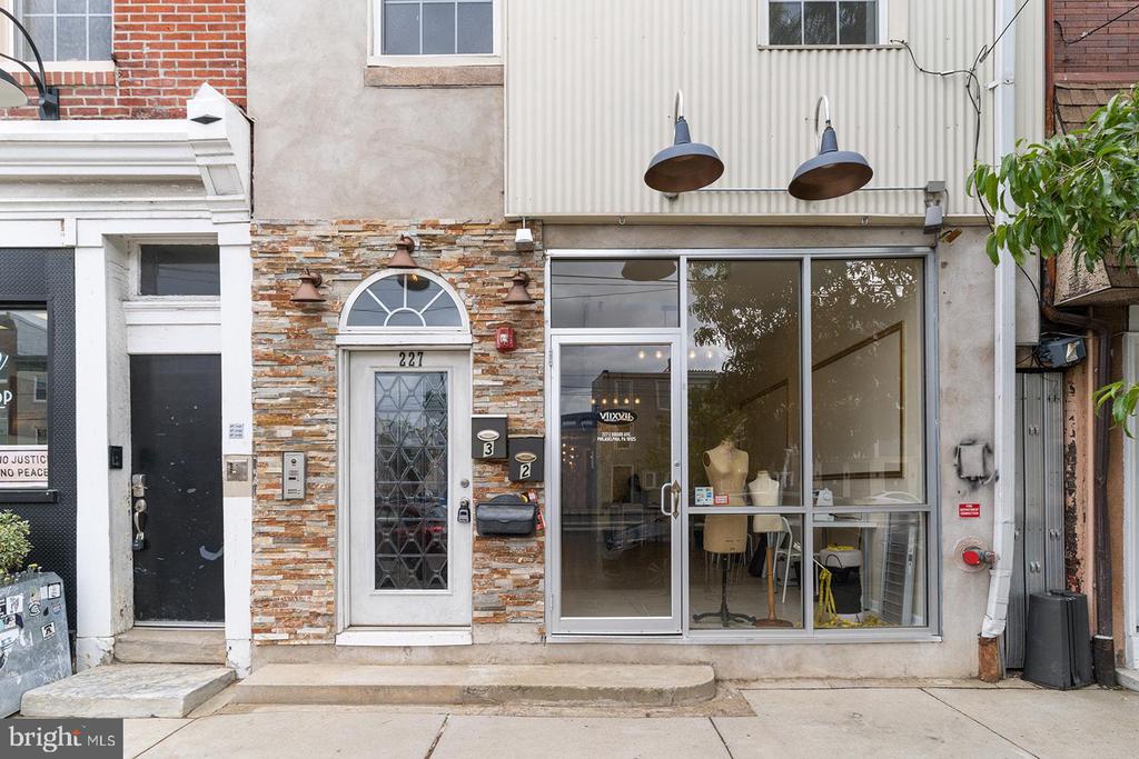 227 E GIRARD AVENUE 2