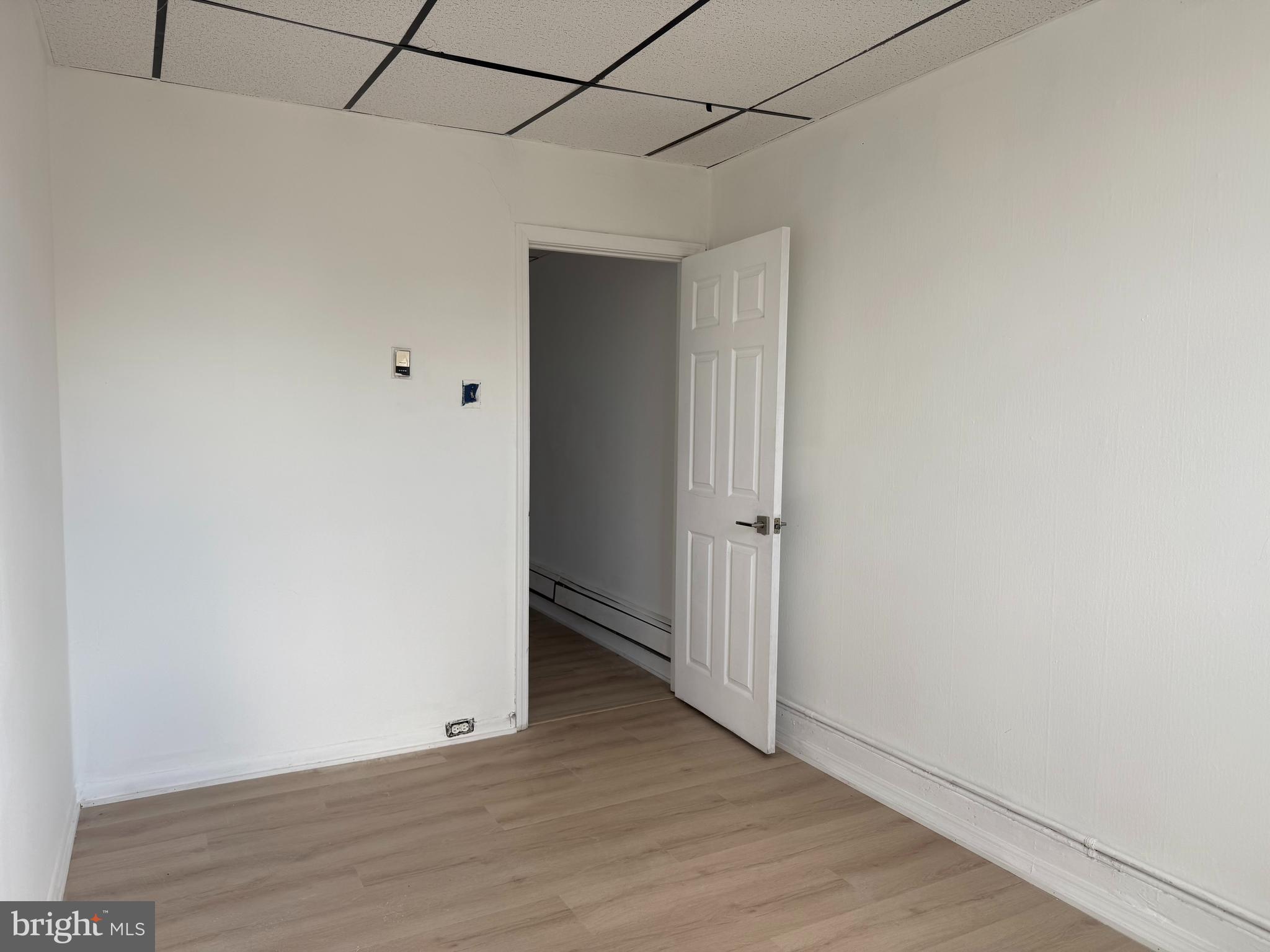 1247 SHACKAMAXON STREET 3