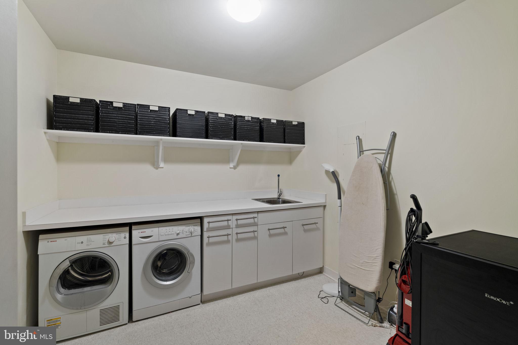 1414 S PENN SQUARE 14FG