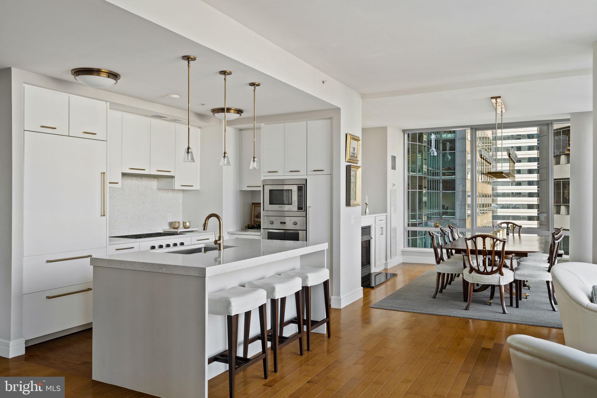 1414 S PENN SQUARE 14FG