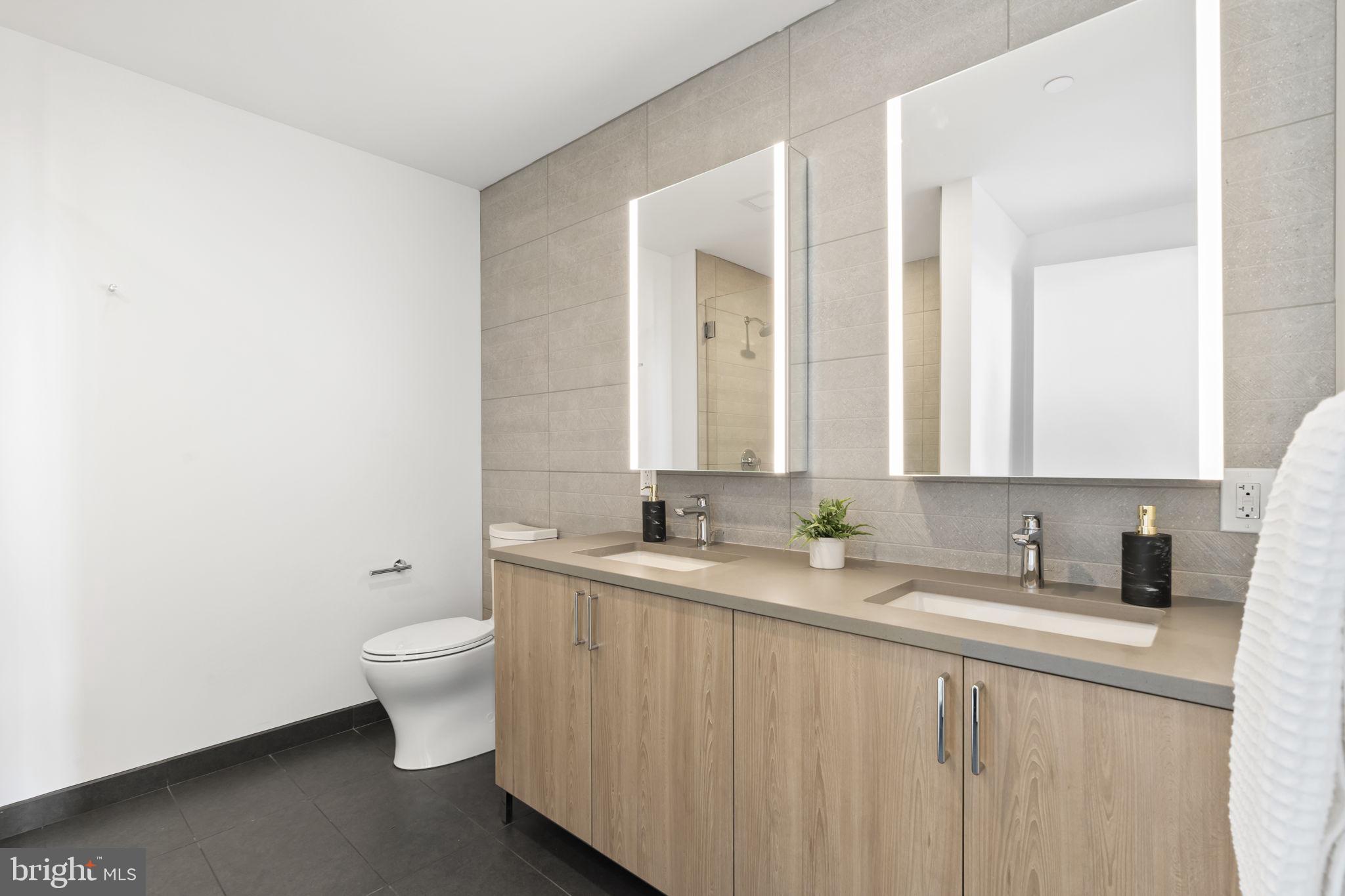 210 S 12TH STREET PH1B