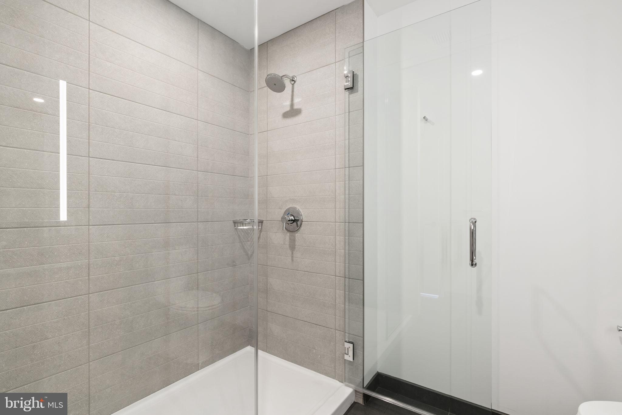 210 S 12TH STREET PH1B