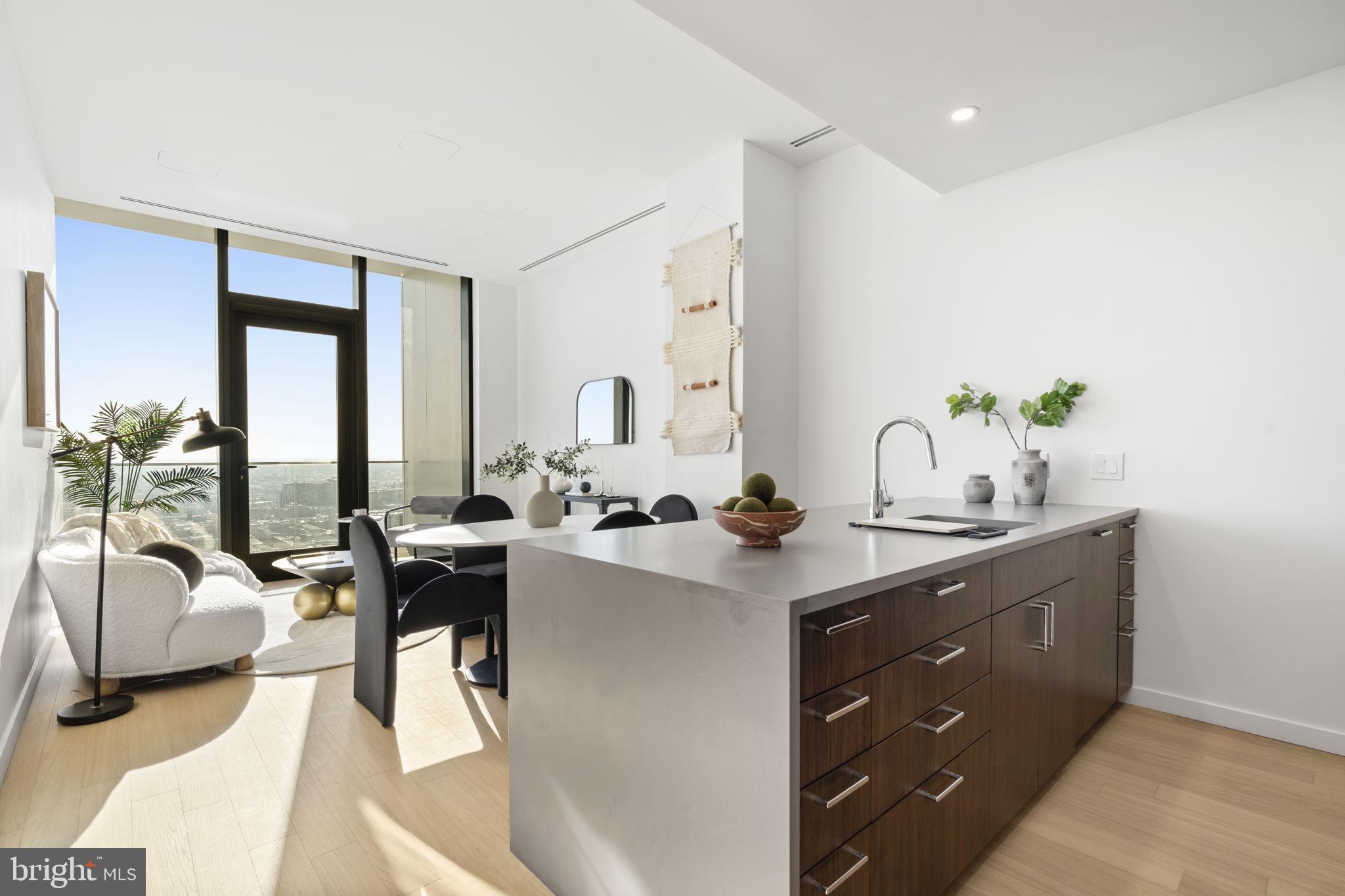 210 S 12TH STREET PH1B