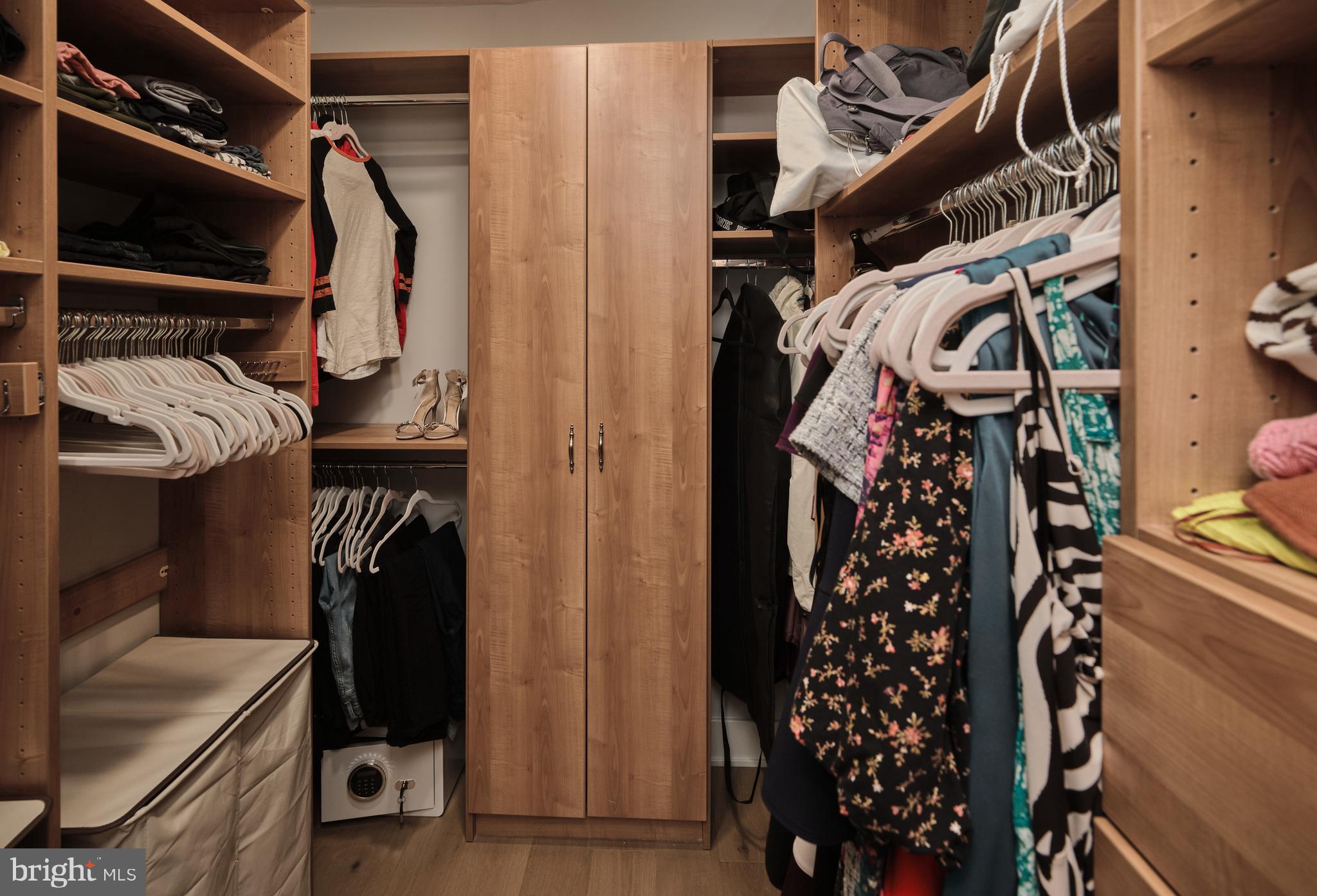 18 SAINT JAMES COURT 6