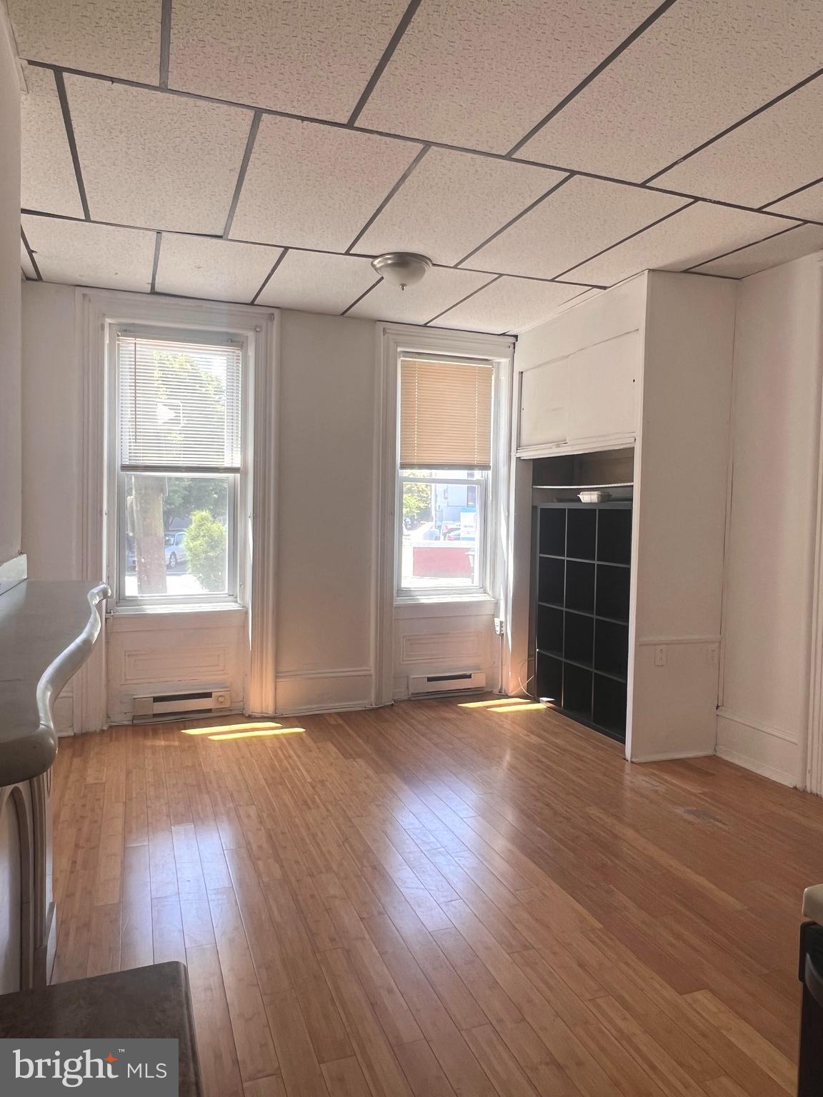 1249 SHACKAMAXON STREET 1F