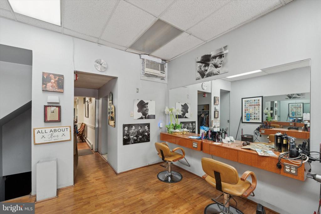 42 S 19TH STREET