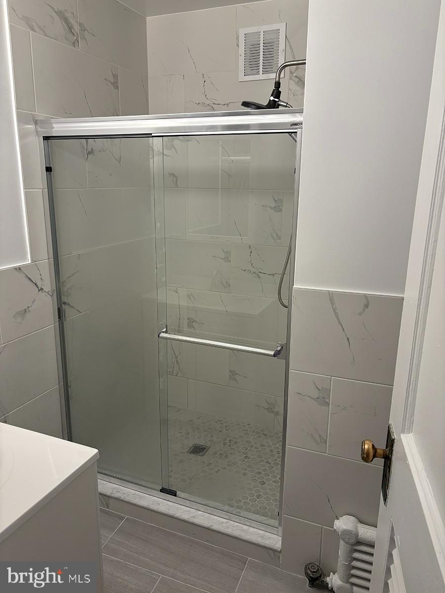 1324 LOCUST STREET 00 1017