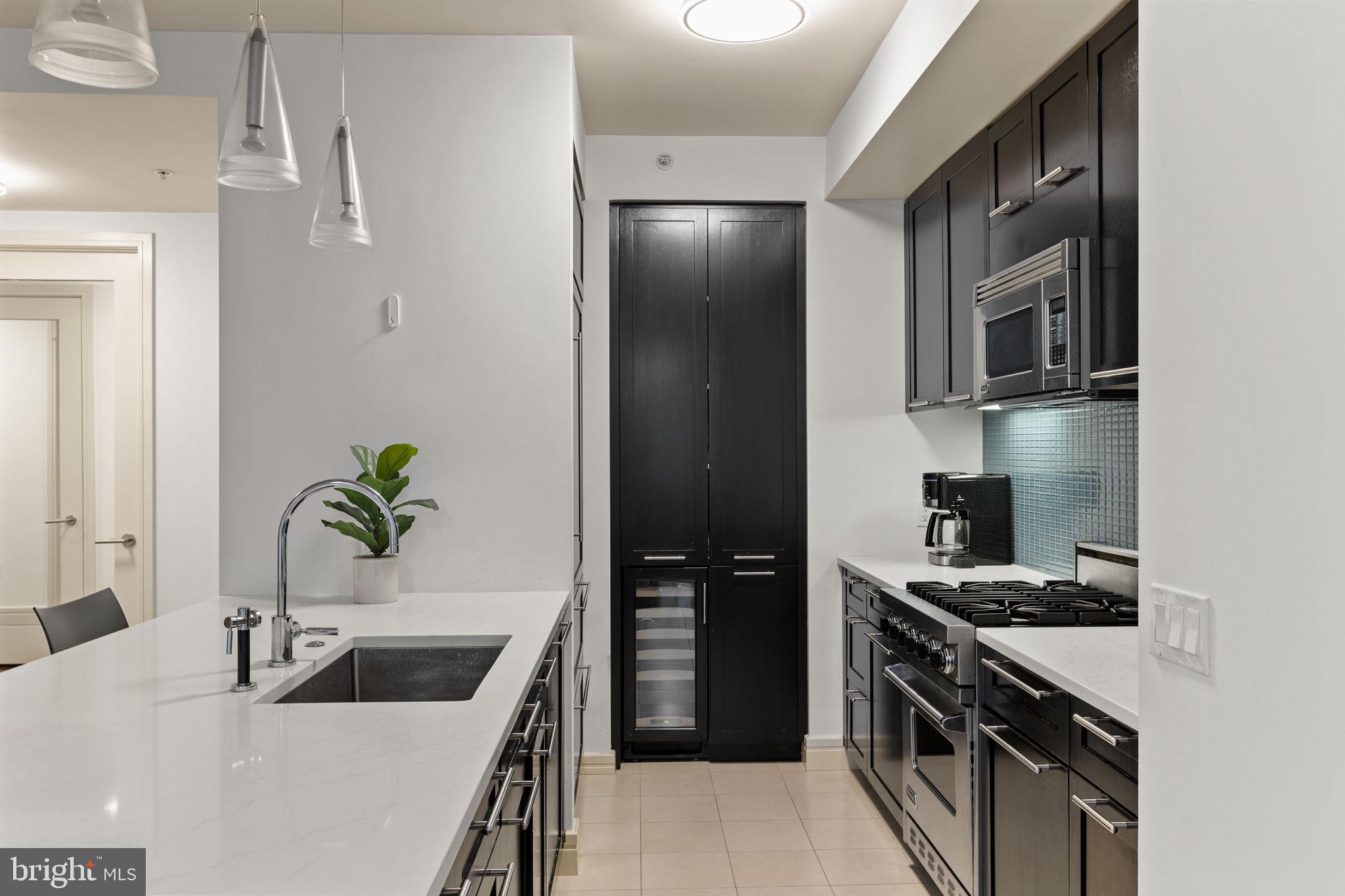 1414 S PENN SQUARE 6H