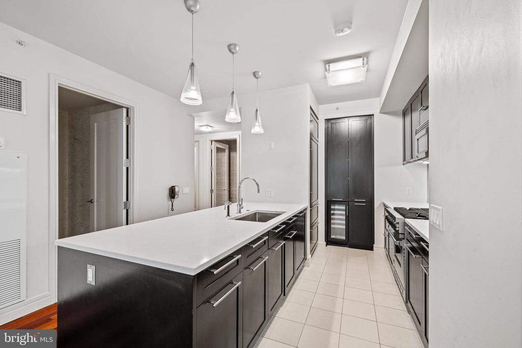 1414 S PENN SQUARE 6H