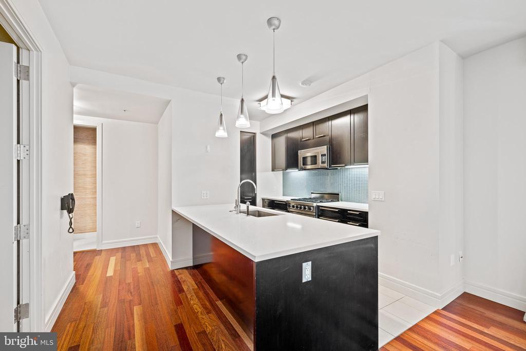 1414 S PENN SQUARE 6H