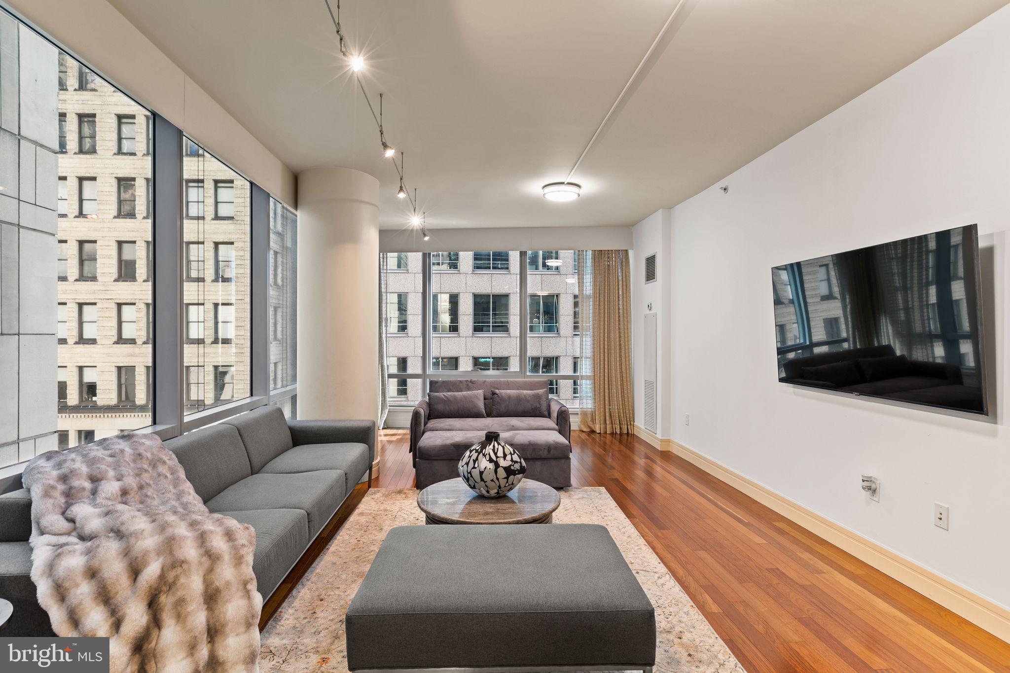 1414 S PENN SQUARE 6H