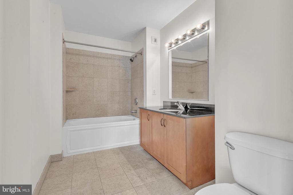 901 N PENN STREET P302