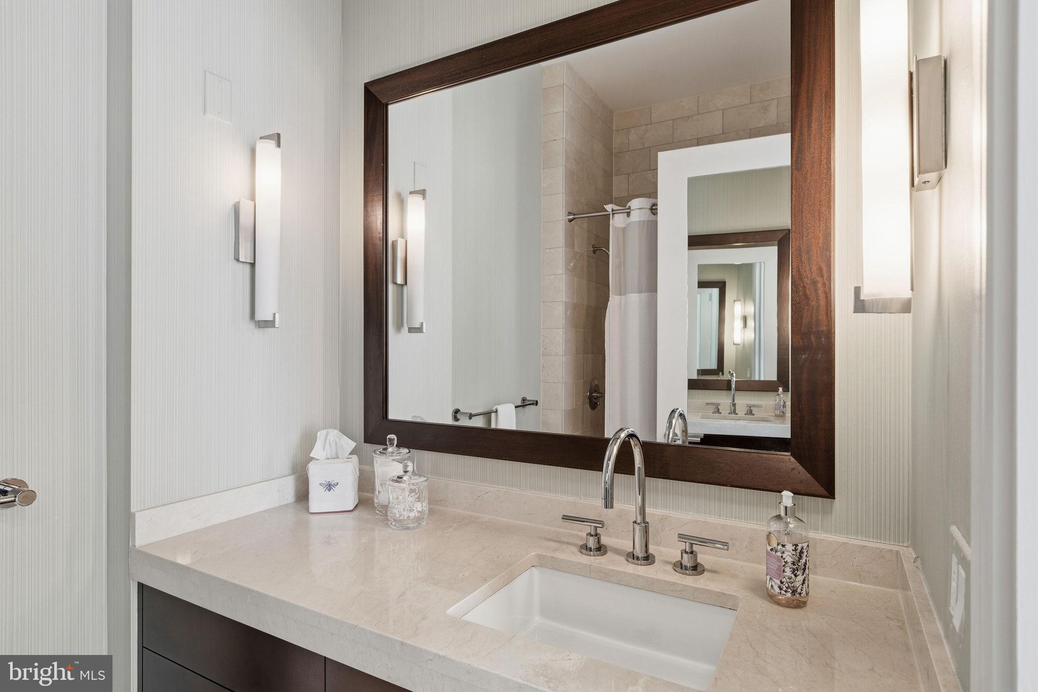 1414 PENN SQUARE S 38GH