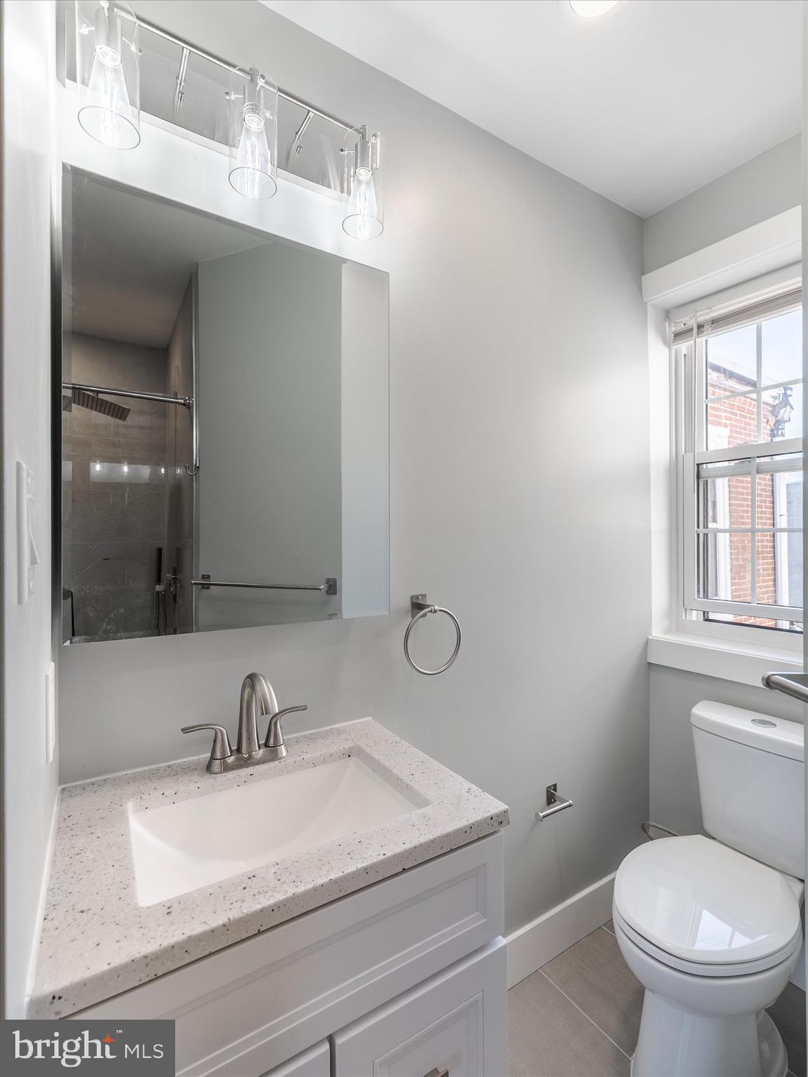 672 N 19TH STREET 2ND FL