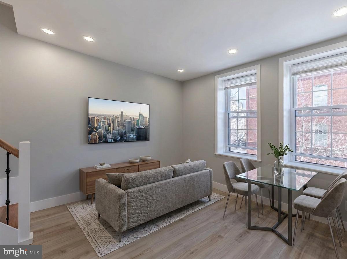 672 N 19TH STREET 2ND FL