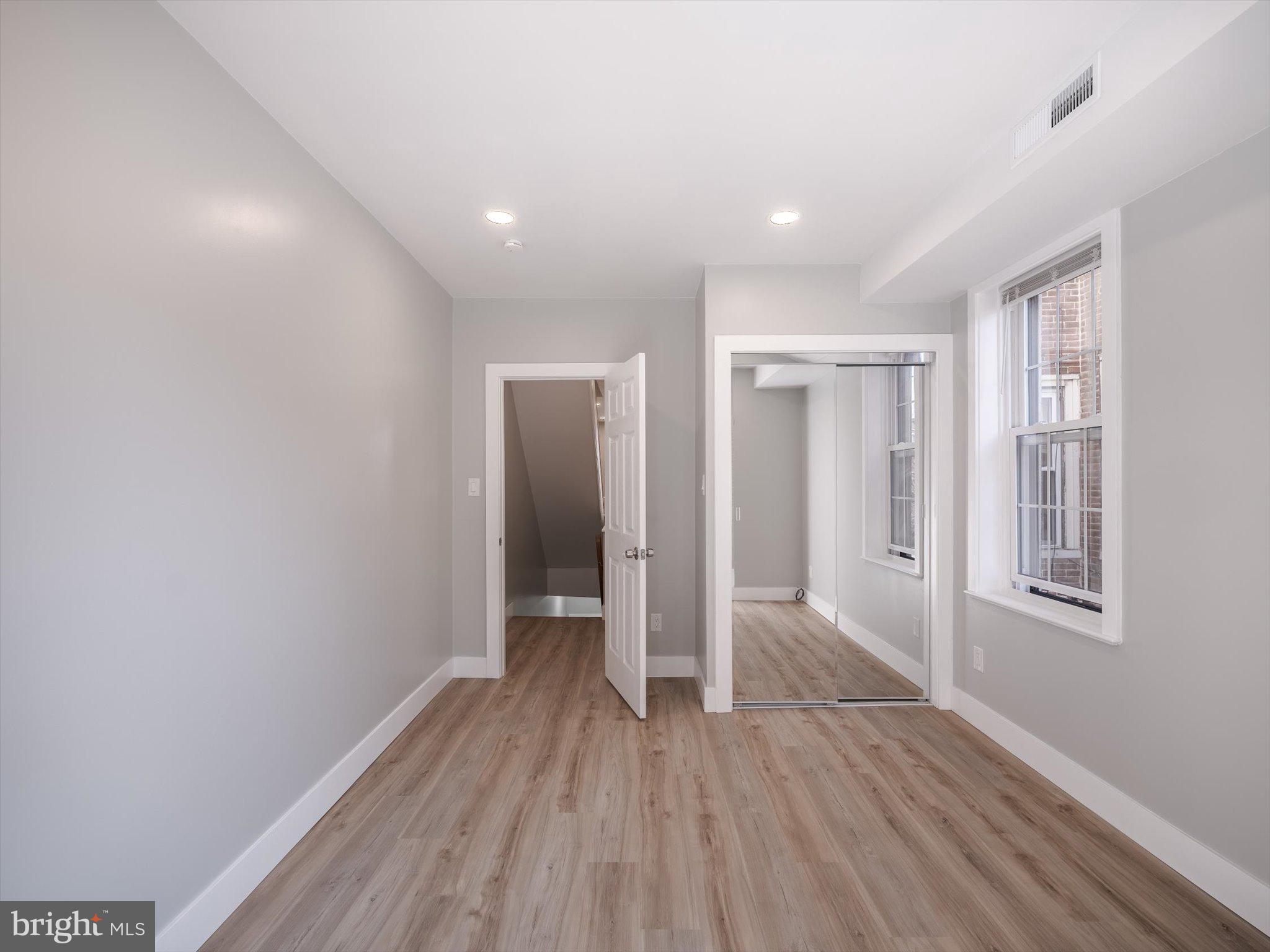 672 N 19TH STREET 2ND FL