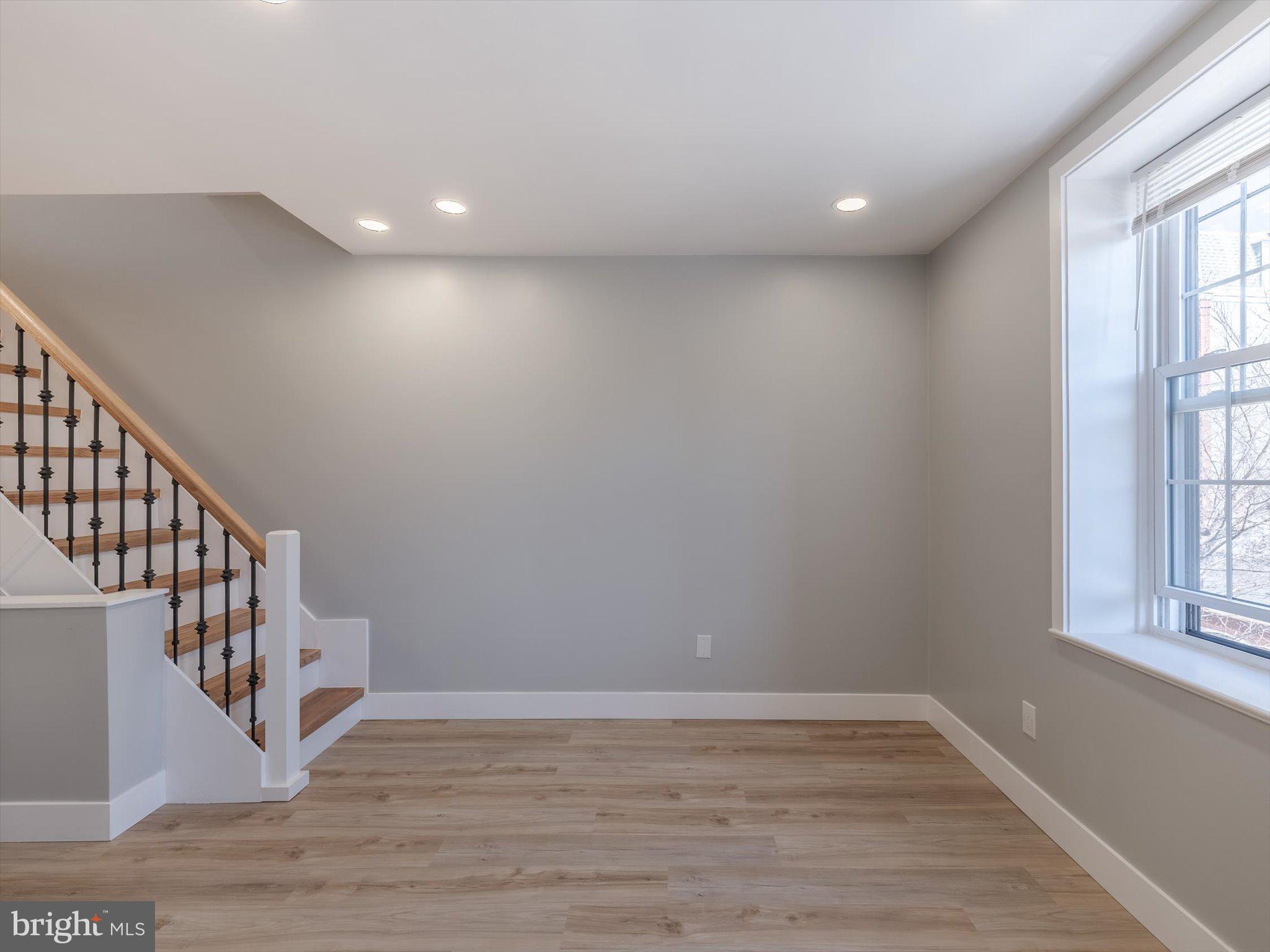 672 N 19TH STREET 2ND FL