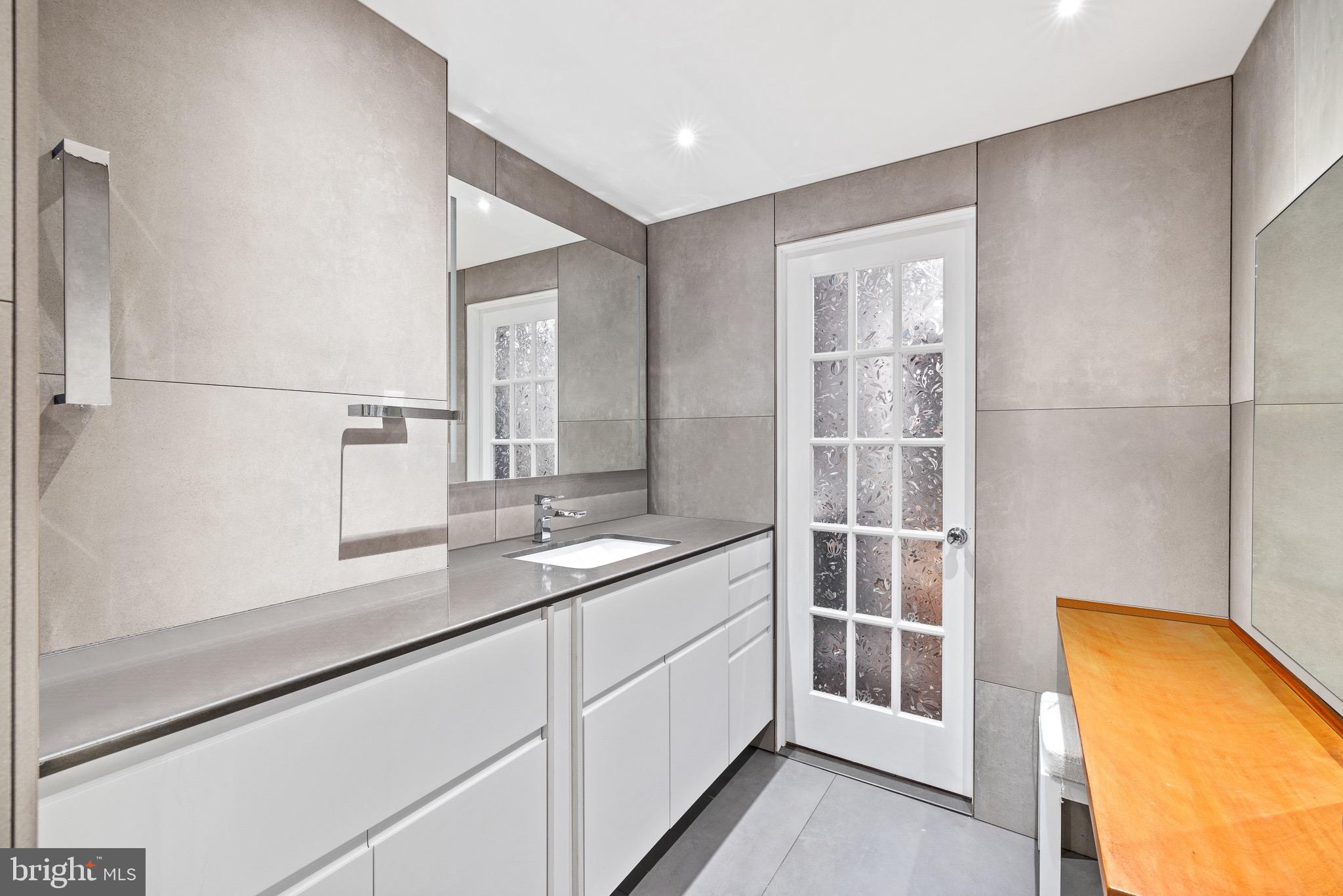 251 S 22ND STREET 59 A