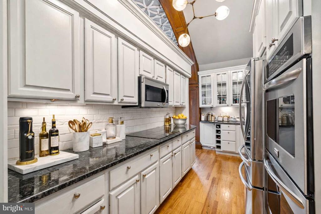 251 S 22ND STREET 59 A