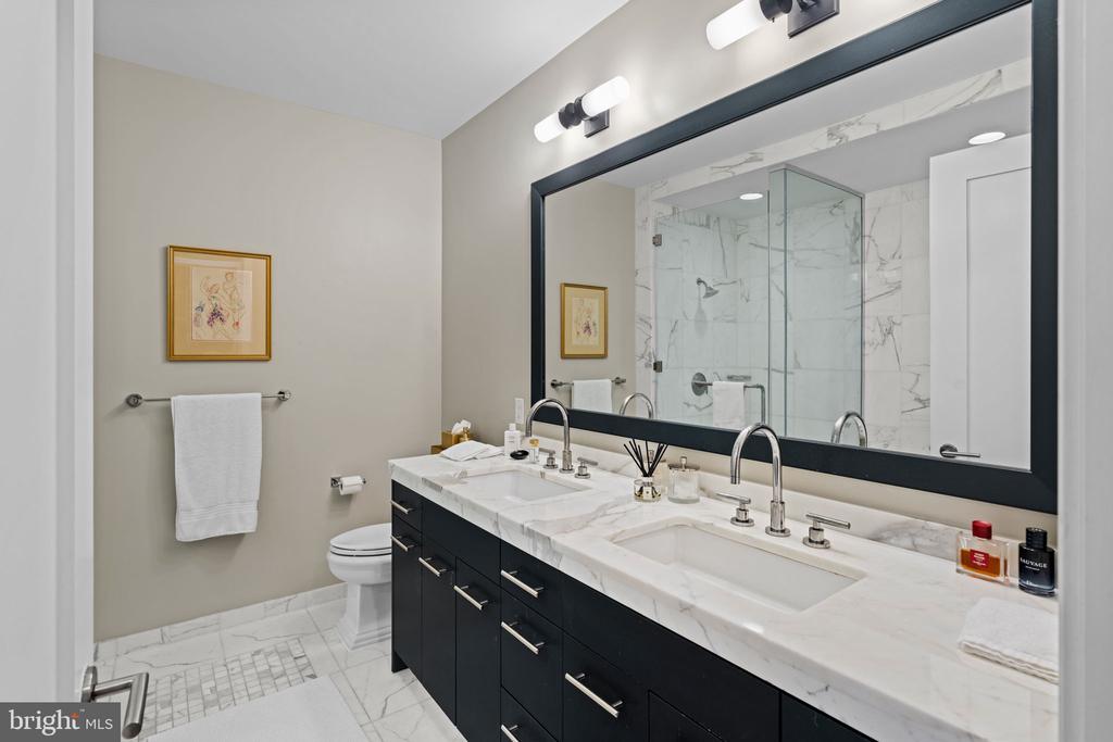 1414 S PENN SQUARE 10A