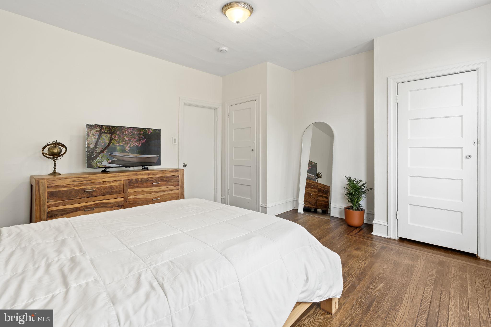 3415 INDIAN QUEEN LANE