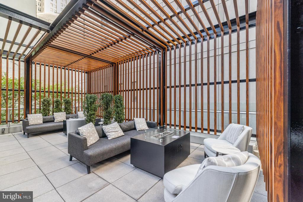1414 S PENN SQUARE 6A
