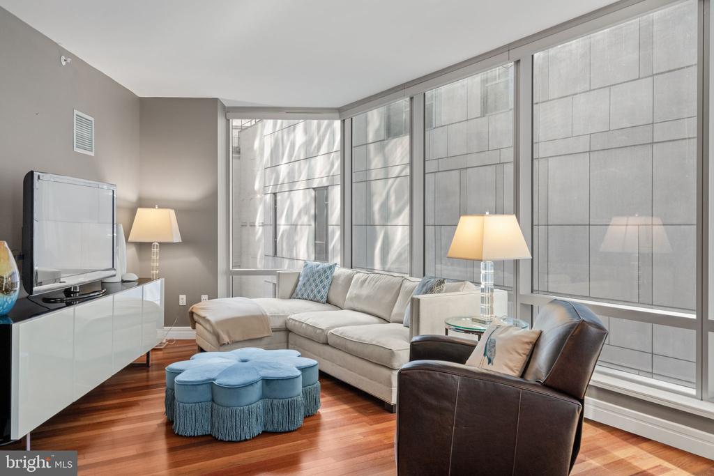1414 S PENN SQUARE 6A