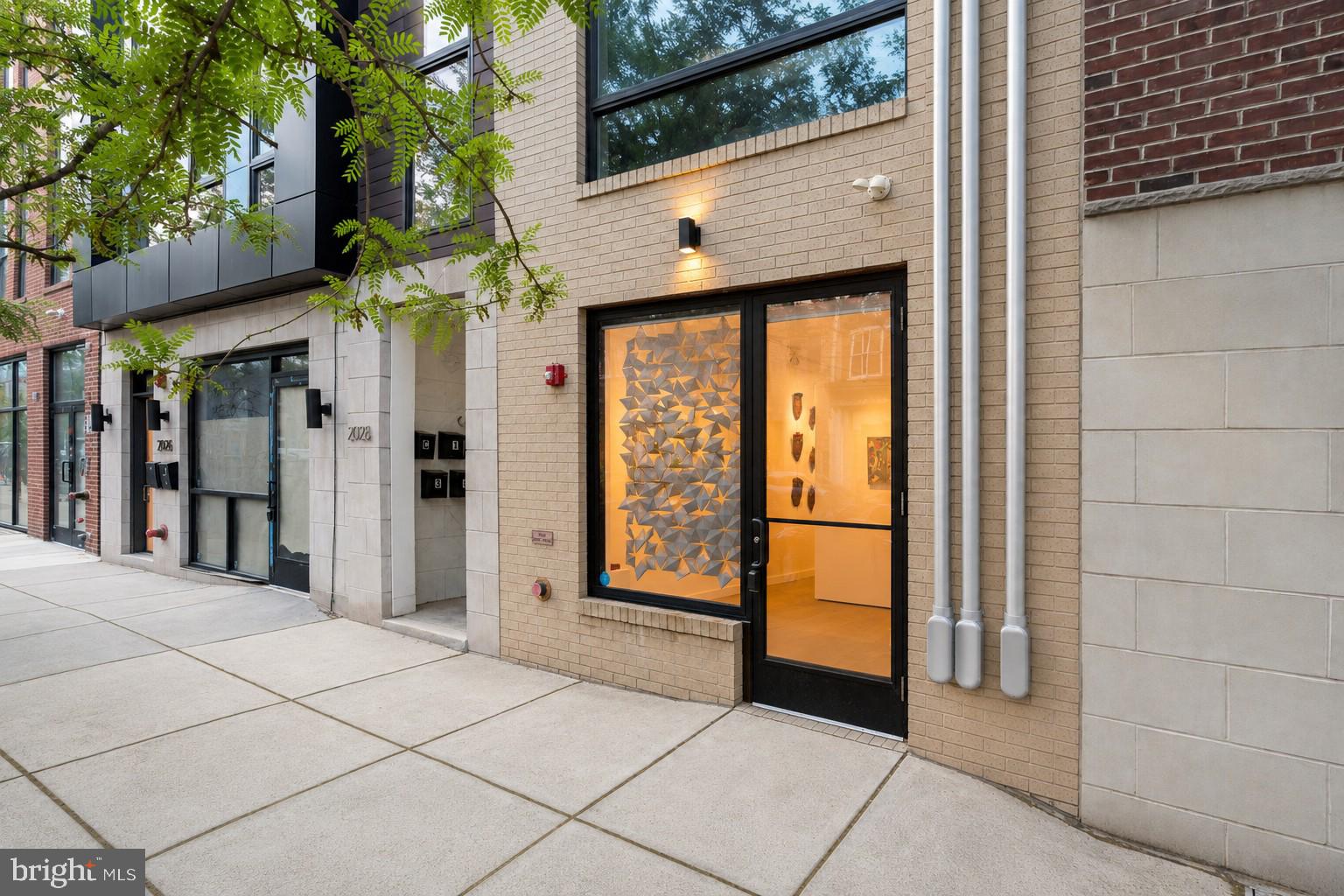 2028 FRANKFORD AVENUE COMM